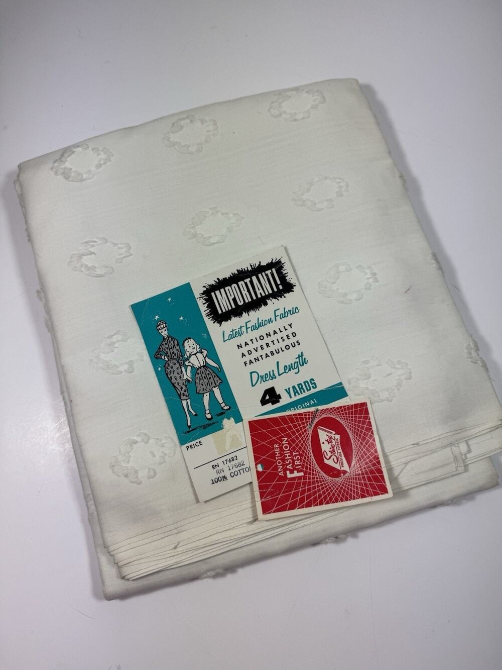 Vintage Fabric 1960s COTTON 4 Yards RN 17682